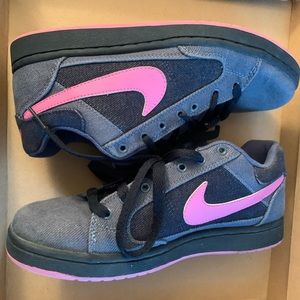 Nike sb big kids 5.5y no box